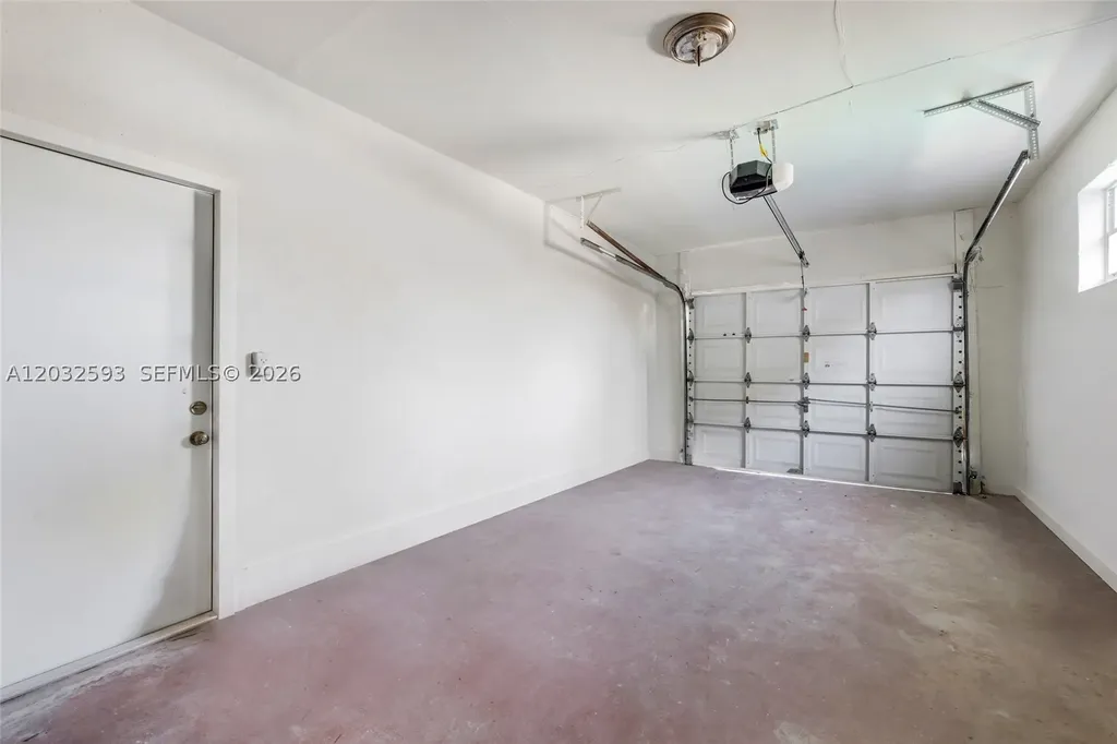 2101 N 56th Avenue Hollywood FL 33021
