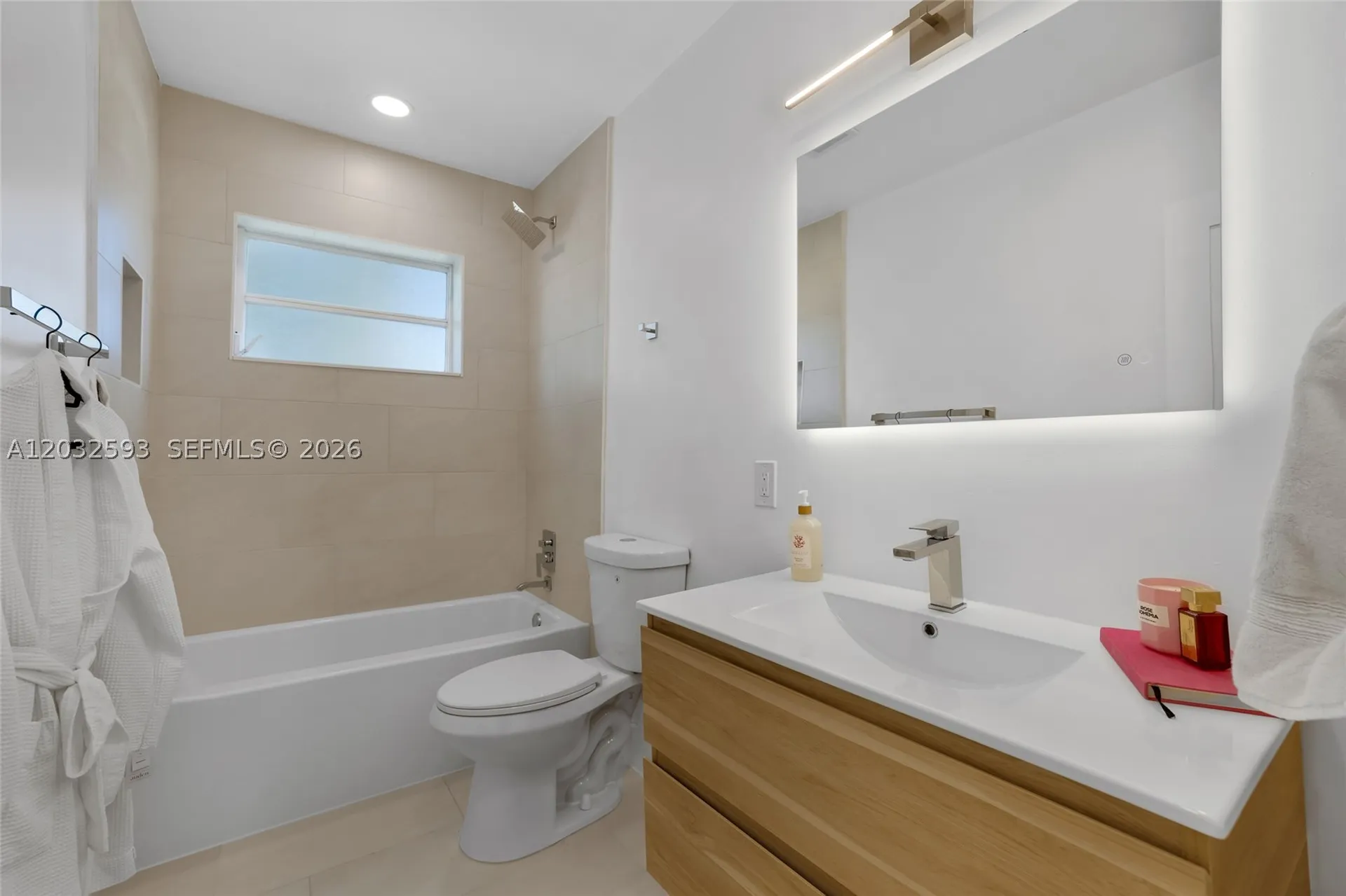 2101 N 56th Avenue Hollywood FL 33021