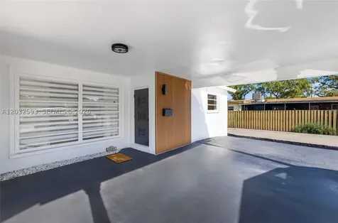 2101 N 56th Avenue Hollywood FL 33021