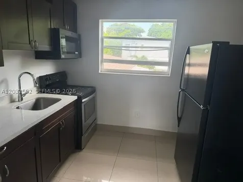 1045 SW 4th Street Miami FL 33130