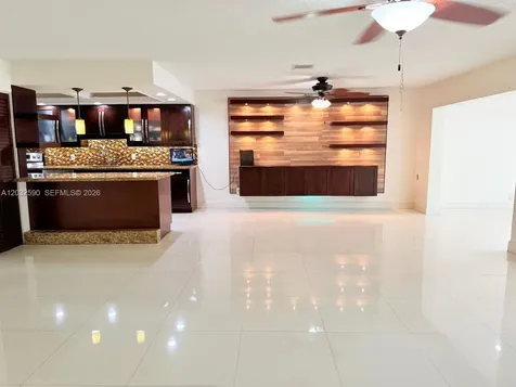 18801 Oakland Hills Drive Hialeah FL 33015