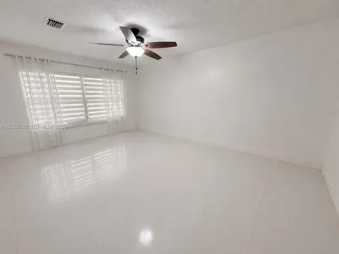 18801 Oakland Hills Drive Hialeah FL 33015