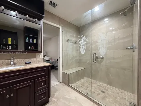 18801 Oakland Hills Drive Hialeah FL 33015