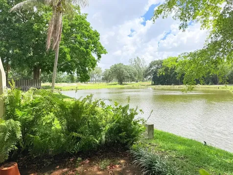 18801 Oakland Hills Drive Hialeah FL 33015