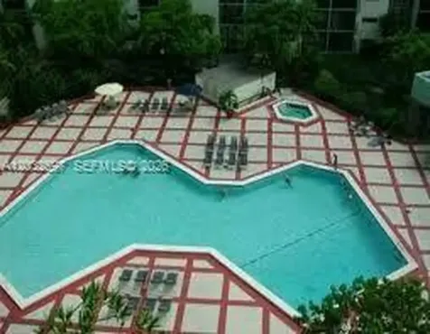 17021 N Bay Road Sunny Isles Beach FL 33160
