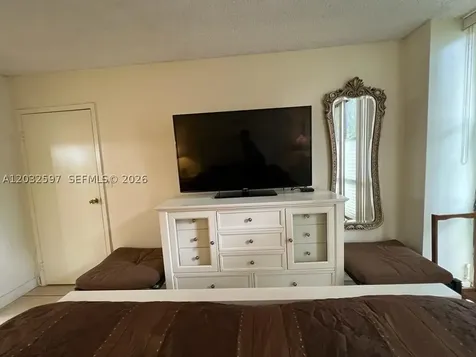 17021 N Bay Road Sunny Isles Beach FL 33160