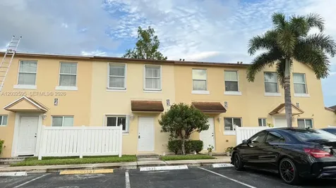6631 Winfield Boulevard Margate FL 33063