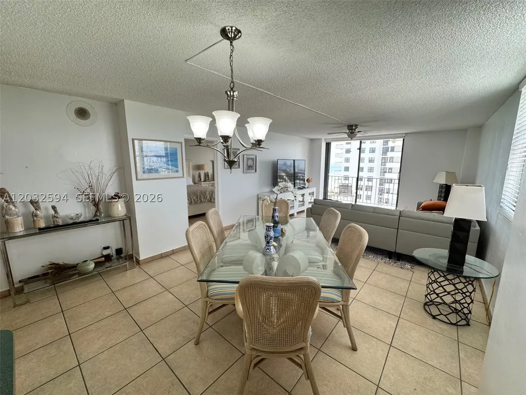 2625 Collins Avenue Miami Beach FL 33140