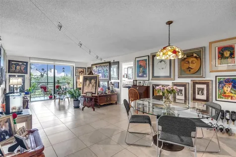 1400 Saint Charles Place Pembroke Pines FL 33026
