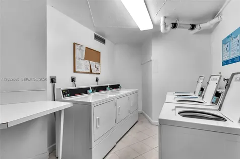 1400 Saint Charles Place Pembroke Pines FL 33026
