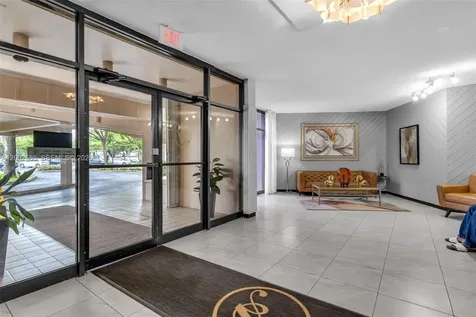 1400 Saint Charles Place Pembroke Pines FL 33026
