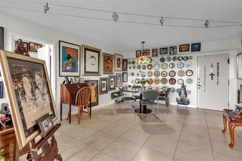 1400 Saint Charles Place Pembroke Pines FL 33026