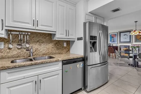 1400 Saint Charles Place Pembroke Pines FL 33026