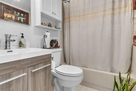 1400 Saint Charles Place Pembroke Pines FL 33026