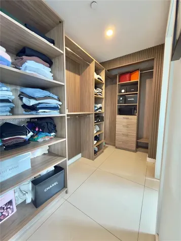 488 NE 18th Street Miami FL 33132
