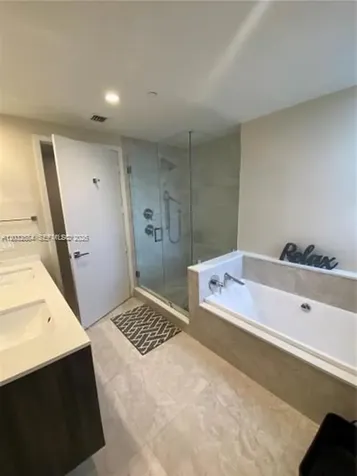 488 NE 18th Street Miami FL 33132