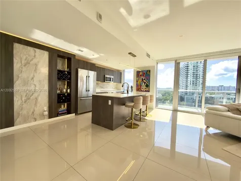 488 NE 18th Street Miami FL 33132