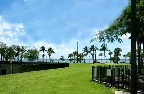 488 NE 18th Street Miami FL 33132