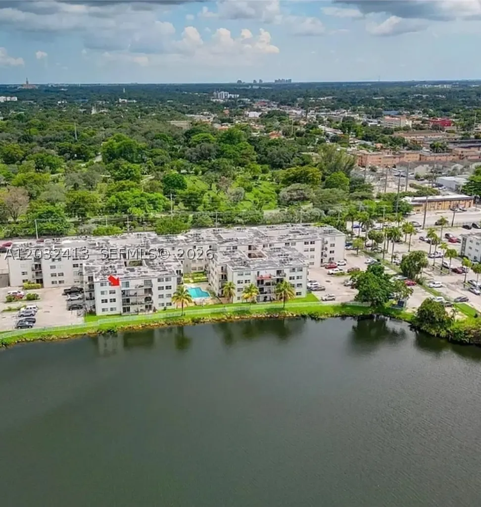5501 NW 7th Street Miami FL 33126