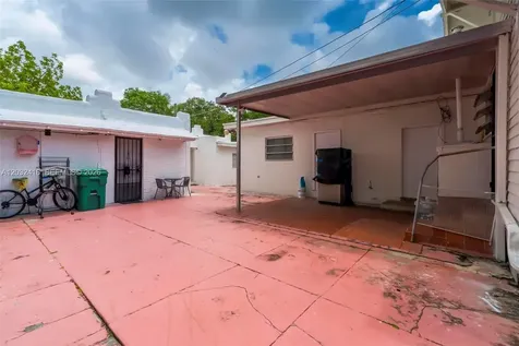 1243 SW 3rd Street Miami FL 33135