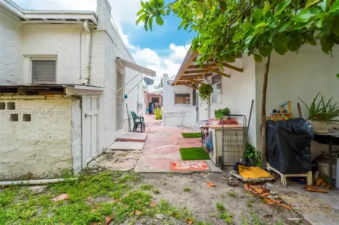 1243 SW 3rd Street Miami FL 33135