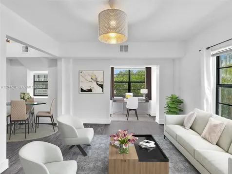 934 Michigan Avenue Miami Beach FL 33139
