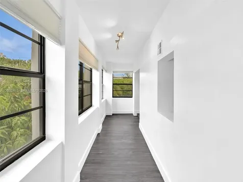 934 Michigan Avenue Miami Beach FL 33139