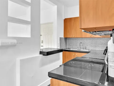 934 Michigan Avenue Miami Beach FL 33139