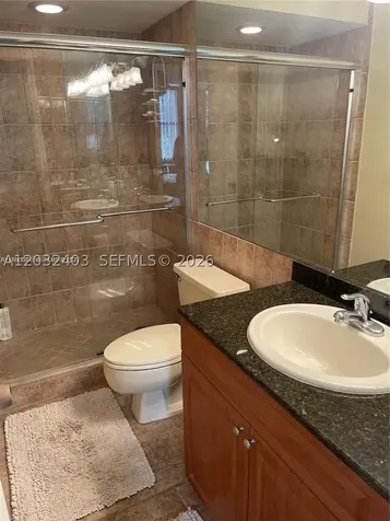 110 Lake Emerald Oakland Park FL 33309