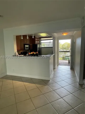 110 Lake Emerald Oakland Park FL 33309