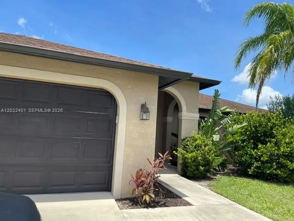 20 NE 20th Avenue Cape Coral FL 33909