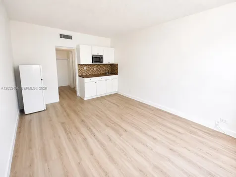 26 Diplomat Parkway Hallandale Beach FL 33009