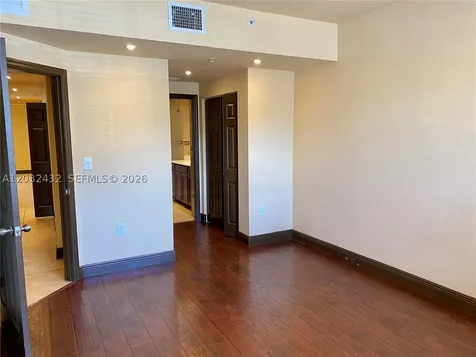 8800 NW 107th Court Doral FL 33178