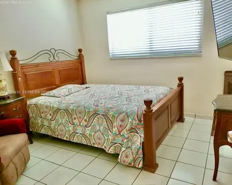 6527 W 22nd Lane Hialeah FL 33016