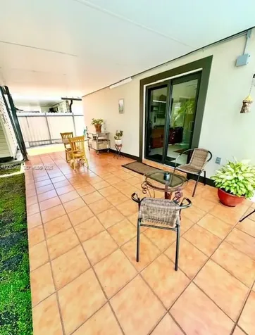 6527 W 22nd Lane Hialeah FL 33016