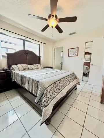 6527 W 22nd Lane Hialeah FL 33016