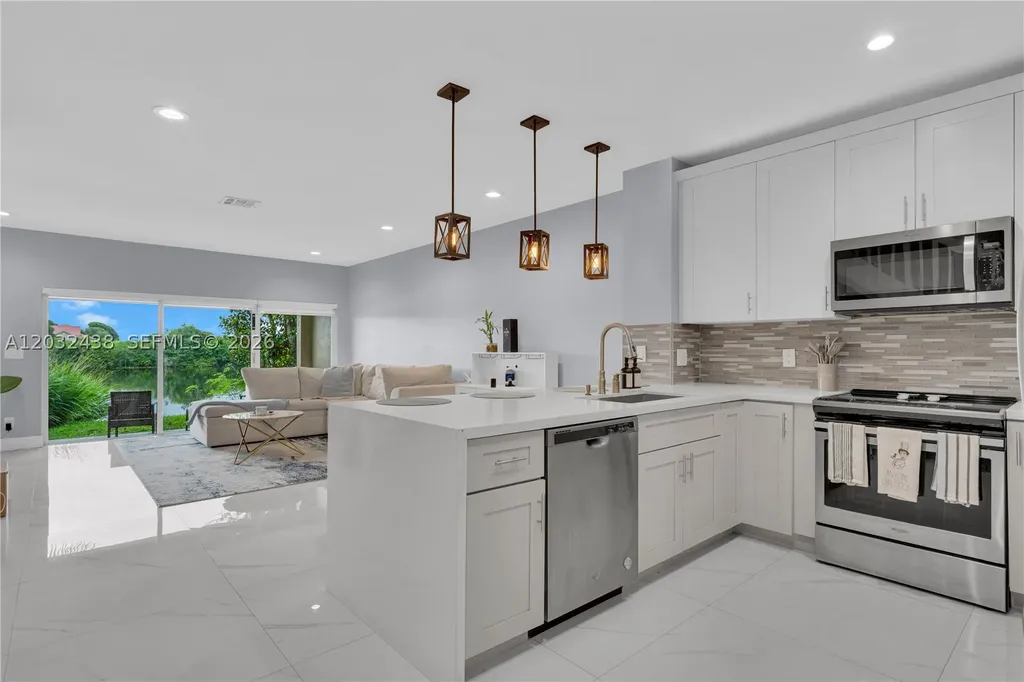 223 SW 120th Avenue Pembroke Pines FL 33025