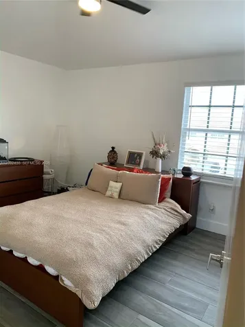 223 SW 120th Avenue Pembroke Pines FL 33025