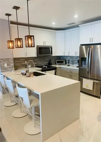 223 SW 120th Avenue Pembroke Pines FL 33025