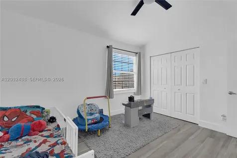 223 SW 120th Avenue Pembroke Pines FL 33025