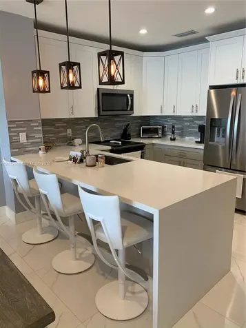 223 SW 120th Avenue Pembroke Pines FL 33025