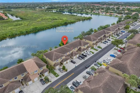 223 SW 120th Avenue Pembroke Pines FL 33025
