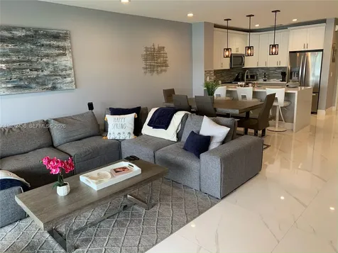 223 SW 120th Avenue Pembroke Pines FL 33025