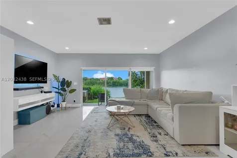 223 SW 120th Avenue Pembroke Pines FL 33025