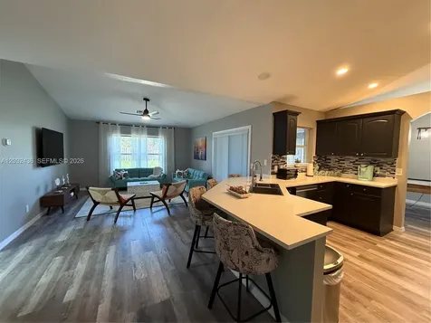 389 NE Surfside Avenue Port St. Lucie FL 34983