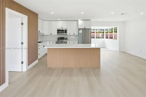 701 NW 176th Terrace Miami Gardens FL 33169
