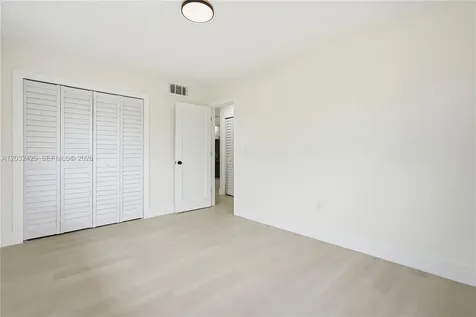 701 NW 176th Terrace Miami Gardens FL 33169