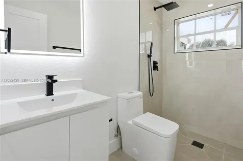 701 NW 176th Terrace Miami Gardens FL 33169