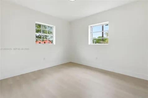 701 NW 176th Terrace Miami Gardens FL 33169