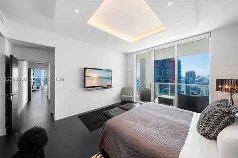 50 S Pointe Drive Miami Beach FL 33139